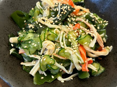 簡単!カニカマきゅうりわかめの中華風和え物⭐